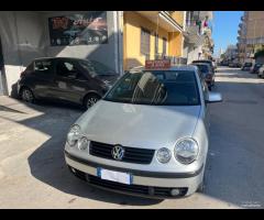 Volkswagen Polo 5 porte gpl optional