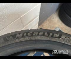 2 gomme 235/35 ZR20. Michelin Pilot sport 4 - 3