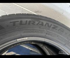 2 gomme 215/60 R17. Bridgestone Estive al 90%