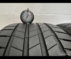 2 gomme 225/40 R18. Bridgestone Estive al 80%