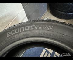 4 gomme 215/60 R17 C. Dunlop Estive al 90%