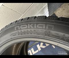 2 gomme 235/40 R19. Nokian Invernali