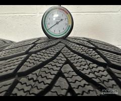 2 gomme 205/45 R17. Nexen Invernali al 90%