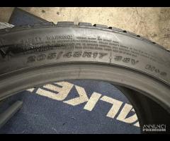 2 gomme 205/45 R17. Nexen Invernali al 90%