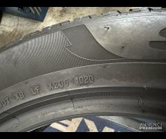 2 gomme 235/50 R19. Pirelli Invernali - 6