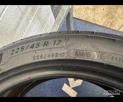 2 gomme 225/45 R17. Michelin Primacy 4