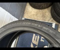 2 gomme 255/35 R19 - 96V. Pirelli Invernali