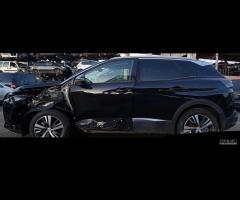 Peugeot 3008 Anno 2021 | Veicolo Intero | SOLO PER