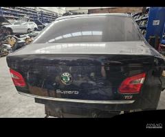 PORTELLONE POSTERIORE COMPLETO SKODA Superb 2Â° Se