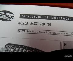 PIASTRA PORTAPACCHI HONDA JAZZ 250 01