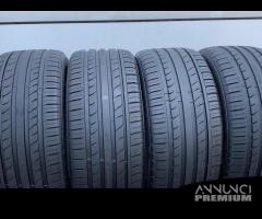 Gomme 245 40 18