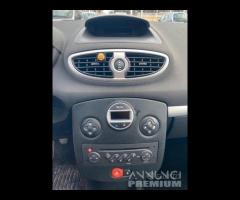 Renault Clio 1.5 Dci 2008 TAGLIANDATA - 9