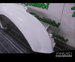 PARAFANGO ANTERIORE DESTRO AUDI TT 8J 2009