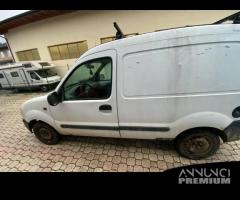 RICAMBI PER RENAULT KANGOO 1.9 D ANNO 2000