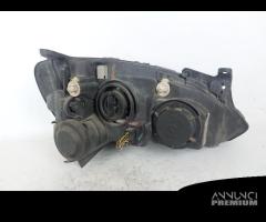 13115006 FANALE ANTERIORE SX OPEL CORSA (C) (2000>