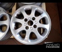 CERCHI IN LEGA VOLVO S40 DA 15 X 6 ET 44 1998 - 8