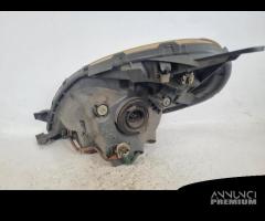 8111052390 FANALE ANTERIORE DX TOYOTA YARIS I VERS