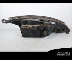 2M5113W030BD FANALE ANTERIORE SX FORD FOCUS (1° SE - 3