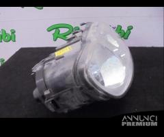 FARO ANTERIORE DESTRO PER VW CADDY 2K 2006