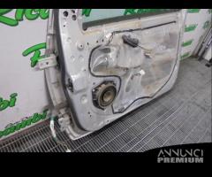 PORTA DESTRA PER TOYOTA YARIS ANNO 2002 - 6