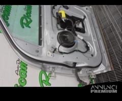 PORTA ANTERIORE DESTRA FREELANDER II 2010 - 8