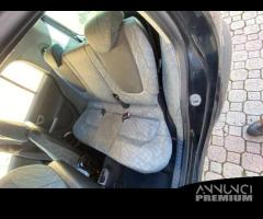 SEDILI PER SMART FORFOUR W454 ANNO 2005