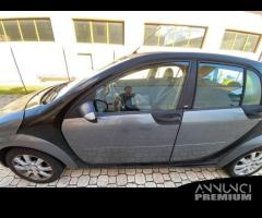 PORTA ANTERIORE SINISTRA PER FORFOUR W454 2005