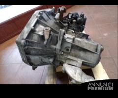 CAMBIO 6 MARCE PER ALFA GT 1.9 JTD ANNO 2007 - 6