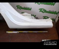 PARAFANGO POSTERIORE DESTRO FIAT 500L ANNO 2013 - 4