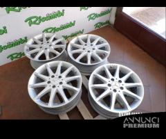 CERCHI PER CLASSE B T245 DA 17 X 7 ET 49 2010