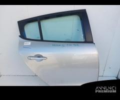 821006386R PORTA POSTERIORE DX RENAULT MEGANE III - 1