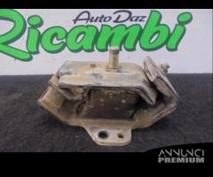 SUPPORTI MOTORE PER NAVARA D22 2.5 DDTi 2003 - 6