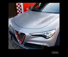 Cover Griglia per Alfa Romeo Stelvio Cornice Rossa