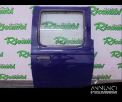 PORTA POSTERIORE DESTRA PER KING CAB D22 2003