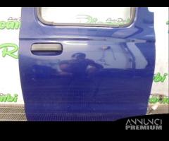 PORTA POSTERIORE DESTRA PER KING CAB D22 2003