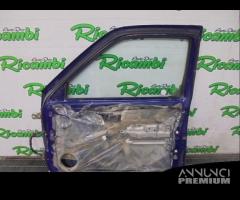 PORTA ANTERIORE DESTRA PER KING CAB D22 2003