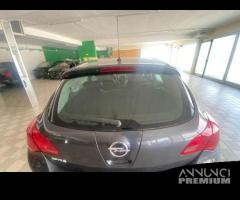 PORTELLONE PER OPEL ASTRA J ANNO 2012 - 2