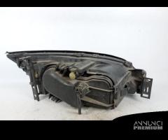 0301174201 FANALE ANTERIORE SX FORD MONDEO III (3° - 2