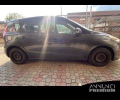 RICAMBI RENAULT SCENIC III X-MOD 1.5 DCi 2011 - 2