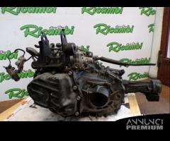 CAMBIO PER TOYOTA RAV4 2.0D D-4D ANNO 2003 - 5