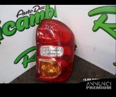 FANALINO POSTERIORE DESTRO RAV4 ANNO 2003 - 1