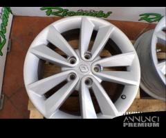 CERCHI PER MEGANE III DA 17 X 7 ET 49 2012