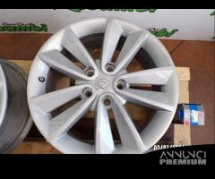 CERCHI PER MEGANE III DA 17 X 7 ET 49 2012