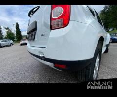 PARAURTI POSTERIORE DACIA DUSTER HS ANNO 2012