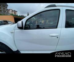 PORTA ANTERIORE SINISTRA DACIA DUSTER HS 2012