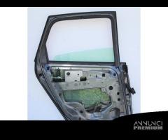 7701477299 PORTA POSTERIORE SX RENAULT SCENIC II ( - 3