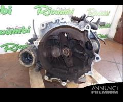 CAMBIO 5 MARCE PER VW POLO 9N2 1.4 16V 2007