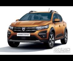 Ricambi usati pari al nuovo dacia sandero stepway