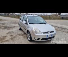 Ford fiesta 1.4 diesel automatico