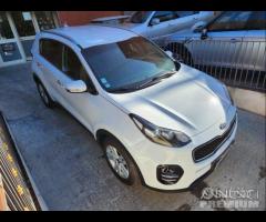 Kia sportage 1.7 crd 2018 - 6